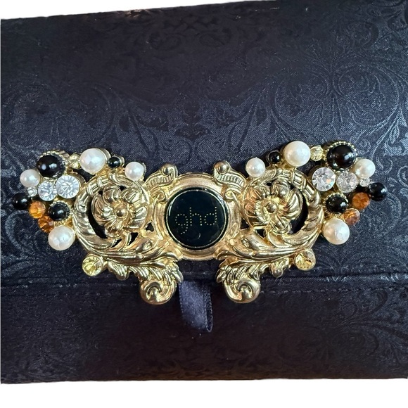 Vintage GHD Storage Box/Cigarette Box Holder/Wig Box
13”long x 7”high x 4.5”deep - Picture 2 of 10